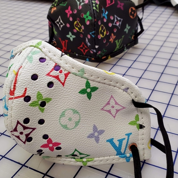 Face Mask - Picture 4 of 8